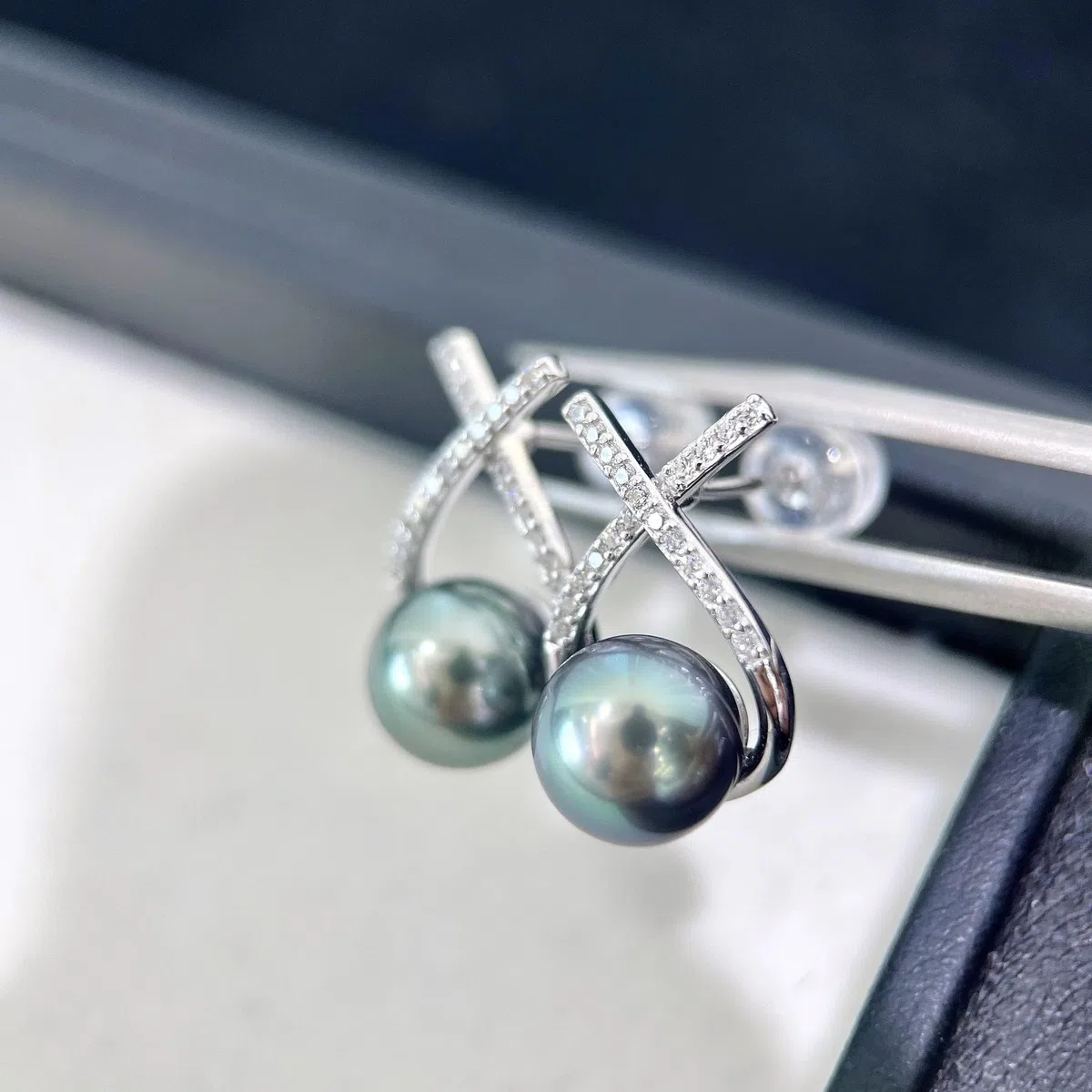 Pendientes de perlas negras tahitianas de 9 a 10 mm, regalo para el día de la madre, regalo para mamá, día de San Valentín, joyería de Navidad y boda