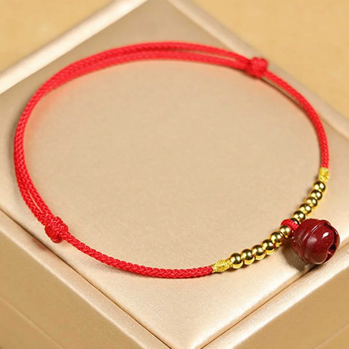 Pulsera Feng, Feng Shui Hilo Rojo Tobillo Cinabrio Campana Colgante Amuleto De La Suerte Cordón Hecho A Mano Pulsera De Pie Joyería De Amuleto De La Fortuna Ajustable Tobillera para Mujer