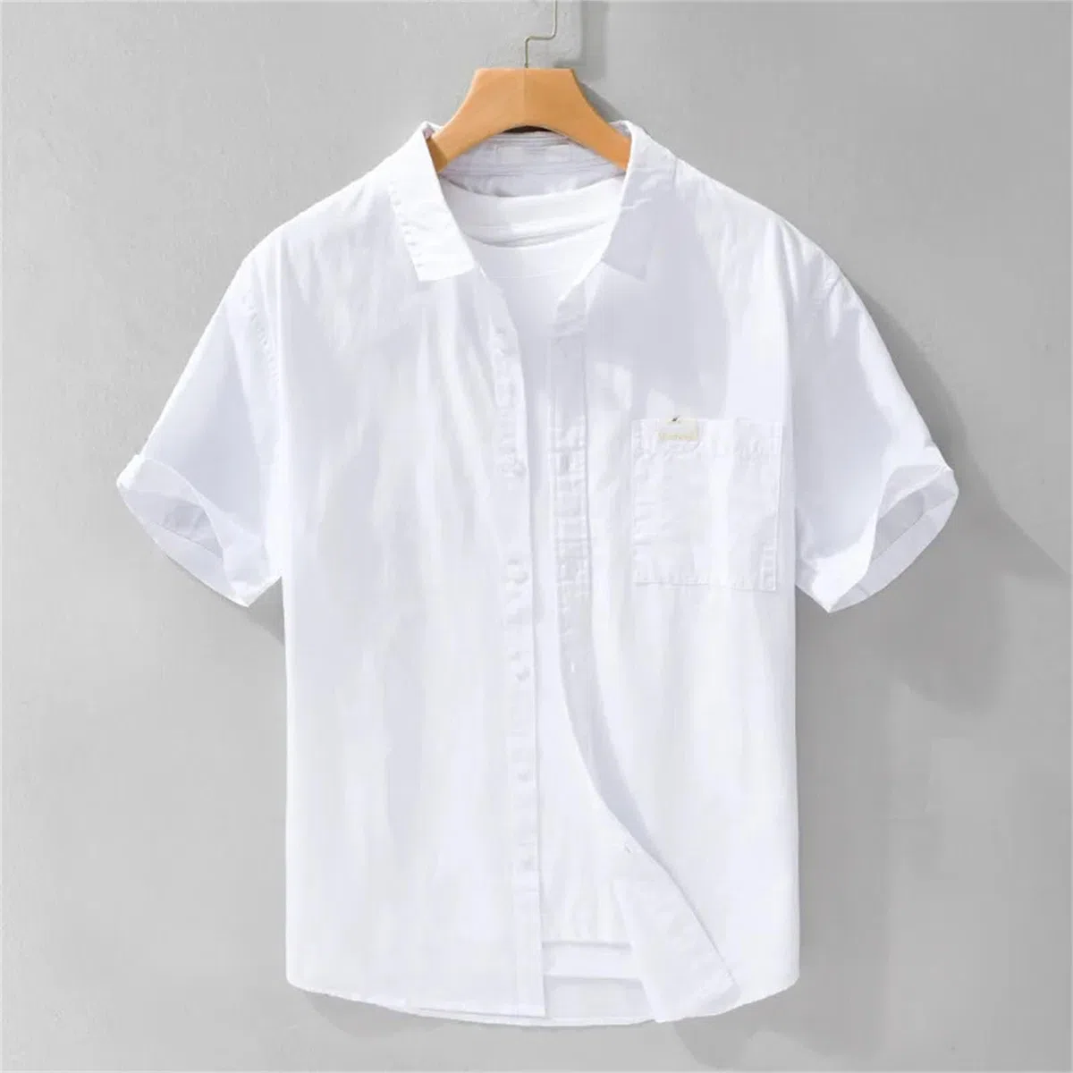 Camisa de color sólido para hombre, manga corta, bolsillo en el pecho, simple, básica, de algodón puro, clásica, para uso diario