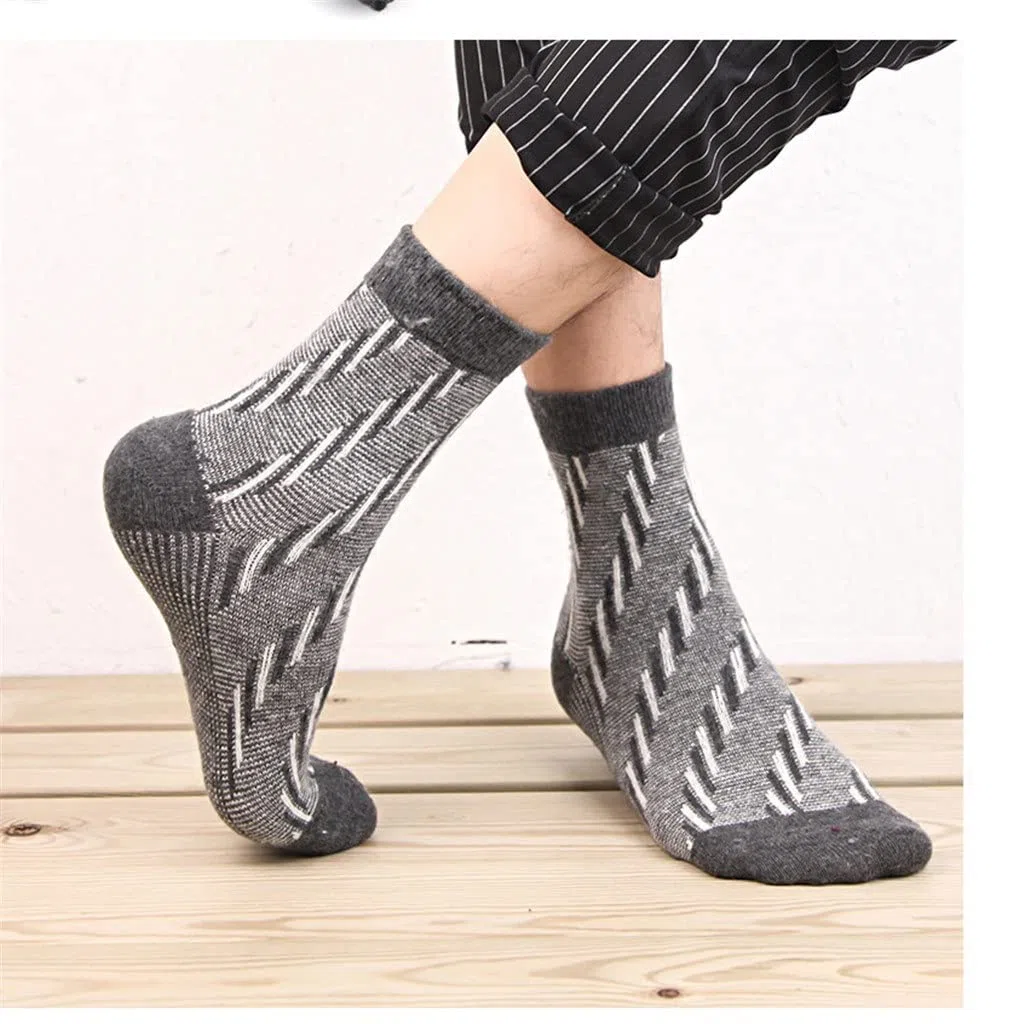 5 Pares/Lote Calcetines de Lana Hombres cálidos Invierno Cashmere Transpirable Casual Masculino de la Mano Regalo de cumpleaños (Color: un tamaño: un tamaño) (Color : A, Size : One Size)