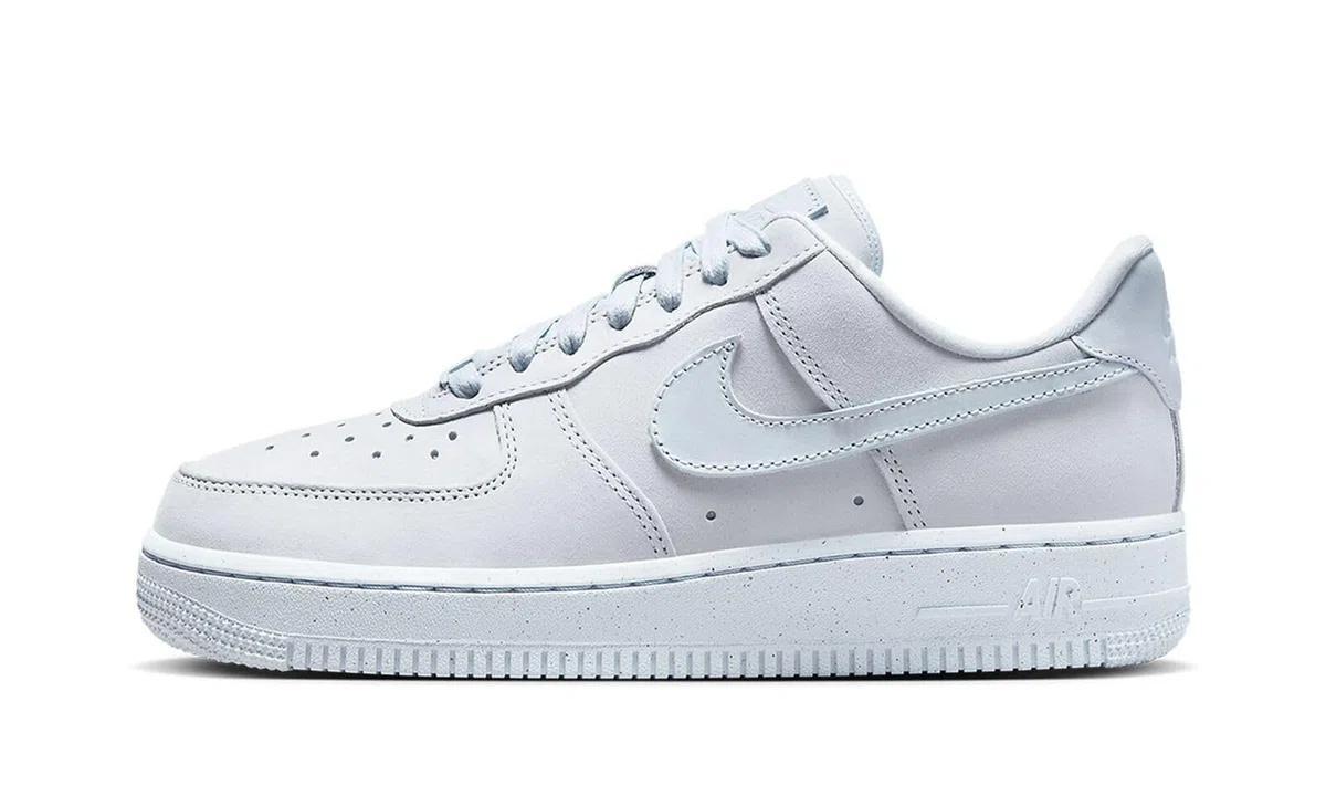 NIKE Zapatos de gimnasia para mujer, Tinte azul/tinte azul-tinte azul, 38.5 EU