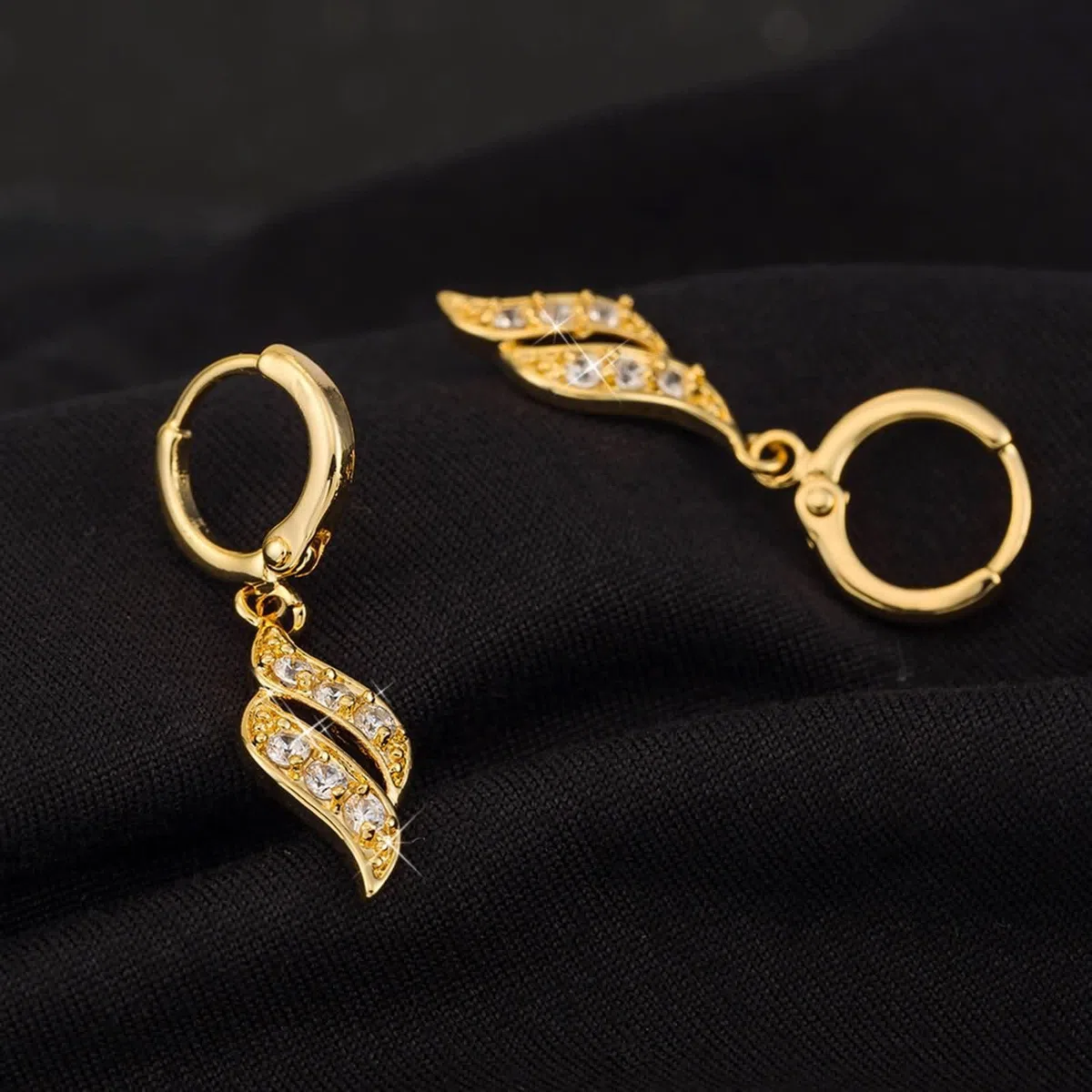 AMDXD Pendientes de aro de oro au750 de 18 quilates para mujer, con moissanita, oro amarillo 750, pequeños