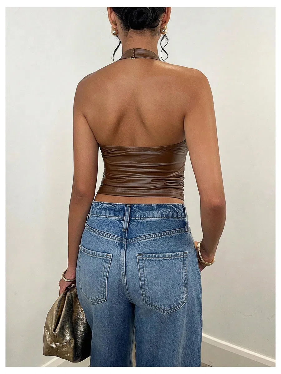 Floerns Camiseta de piel sintética sin mangas con cuello redondo para mujer, fruncida, entallada