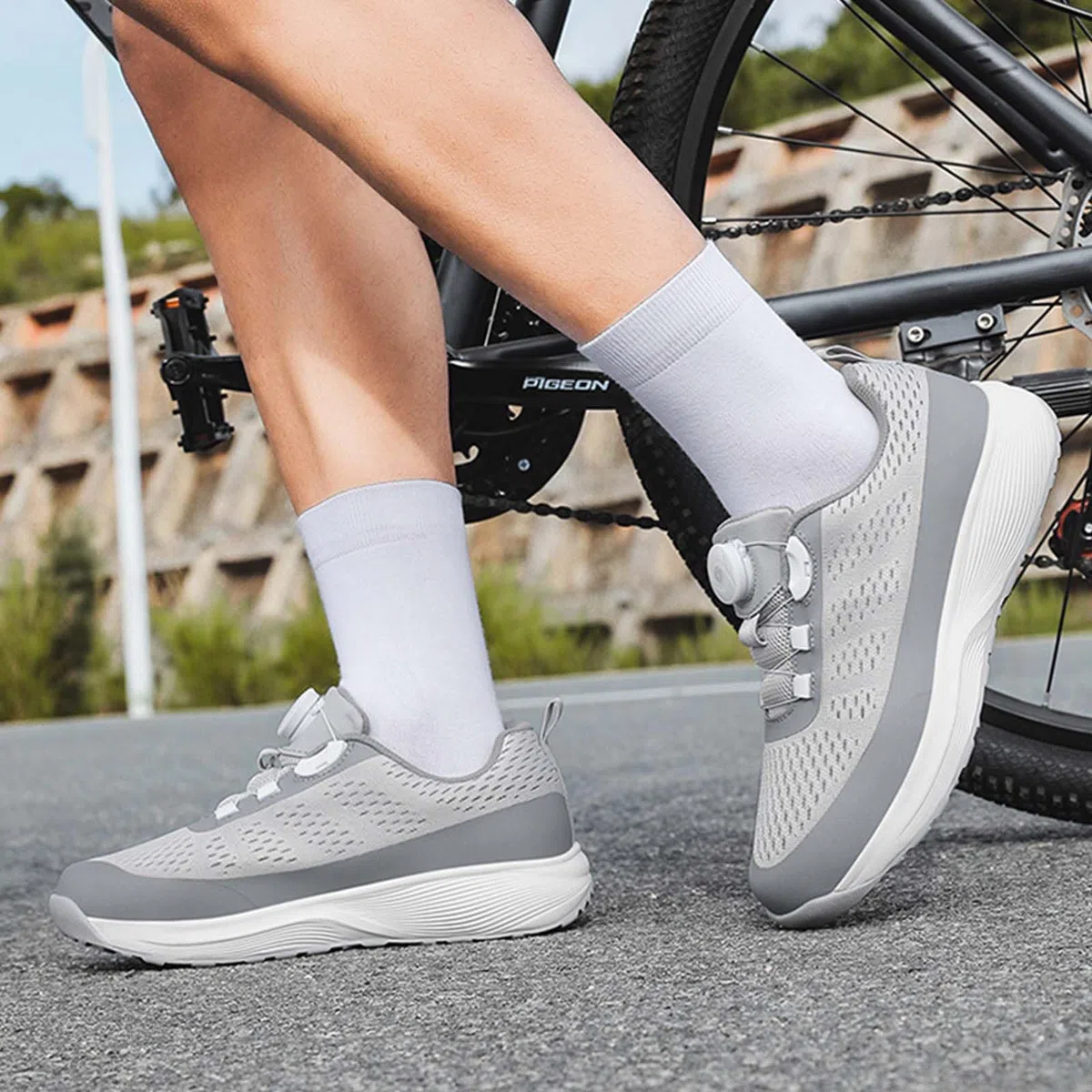 Zapatos De Bicicleta De Montaña, Zapatillas de Ciclismo MTB para Interiores Y Exteriores Compatibles con SPD 2 Pernos con Tacos