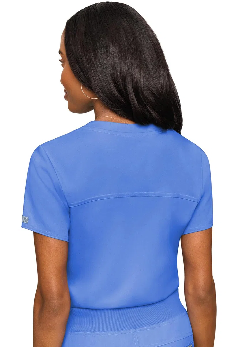Med Couture Conjunto de uniforme médico para mujer con cuello en V MC7448 y pantalones elásticos en 2 direcciones 7710, Ciel- XS Top/S Tall Pant
