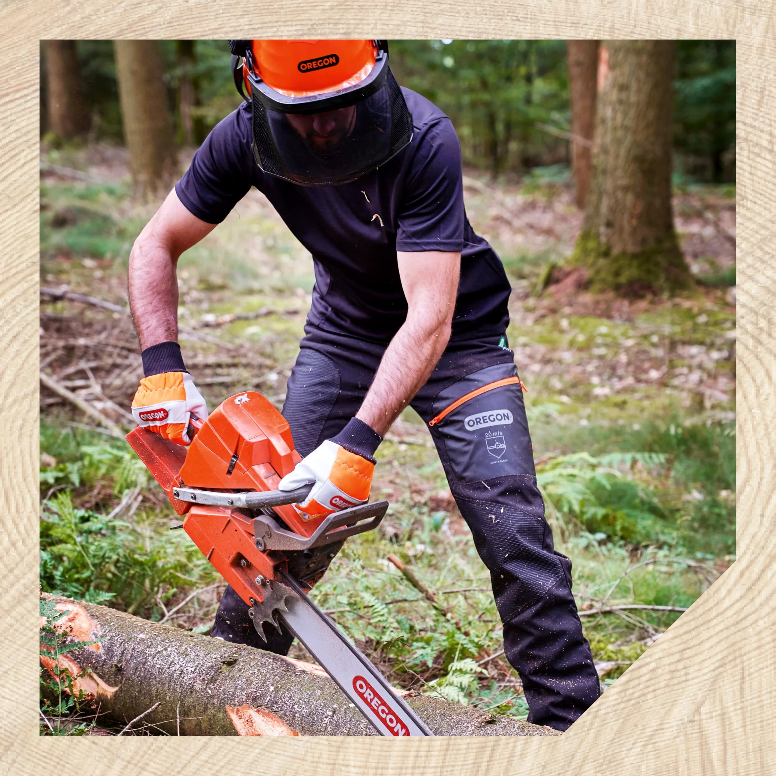 Oregon Pantalones de Seguridad Profesionales para Motosierra Fiordland, Protección Clase A, Pantalones de Trabajo para Hombre y Mujer, EPI Ajustable con Protección 20m/s EN ISO 11393-2n - Talla M