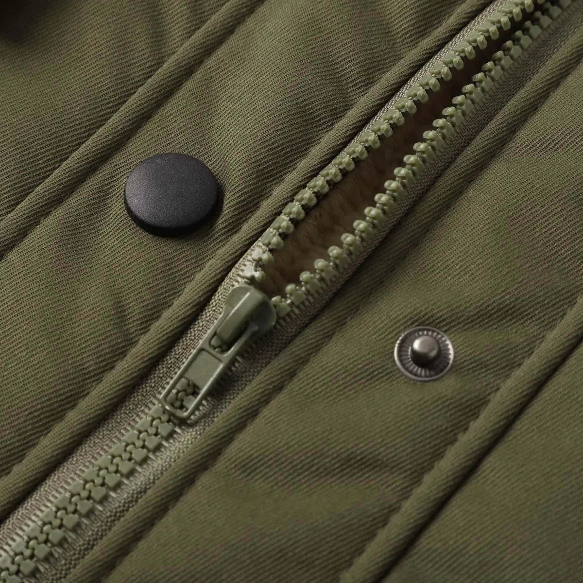 Chaqueta Hombre Invierno Cremallera Chaqueta Deportiva Hombre Cómodo Exterior Europeo Otoño Invierno De Terciopelo Liso Bolsillo Y Cierre Claro