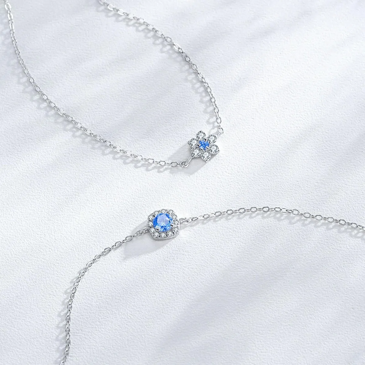 Pulseras Oro Blanco 9K / 14K / 18K Mujer, Cuadrado y Redondo con Topacio y Diamante, Cadena Extensible 16 CM + 5 CM, Pulsera Mujer Plata Azul
