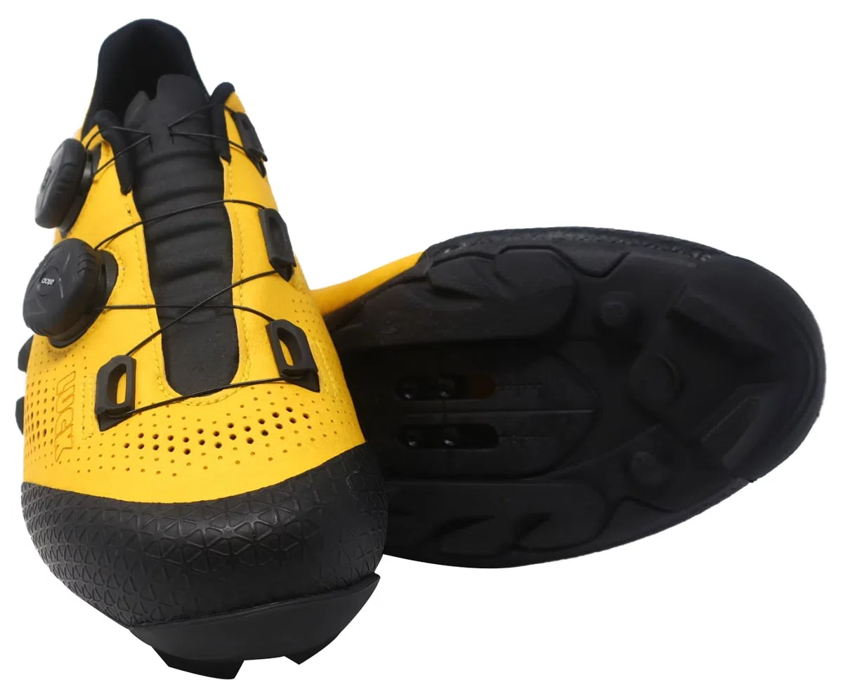 LUCK Optim, Zapatillas de Ciclismo MTB con Suela de Carbono y Doble Cierre rotativo.