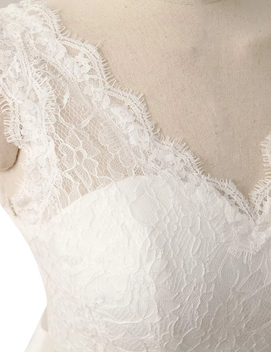 Elegante Vestido de Novia Simple de Cuello V, Blanco, 40