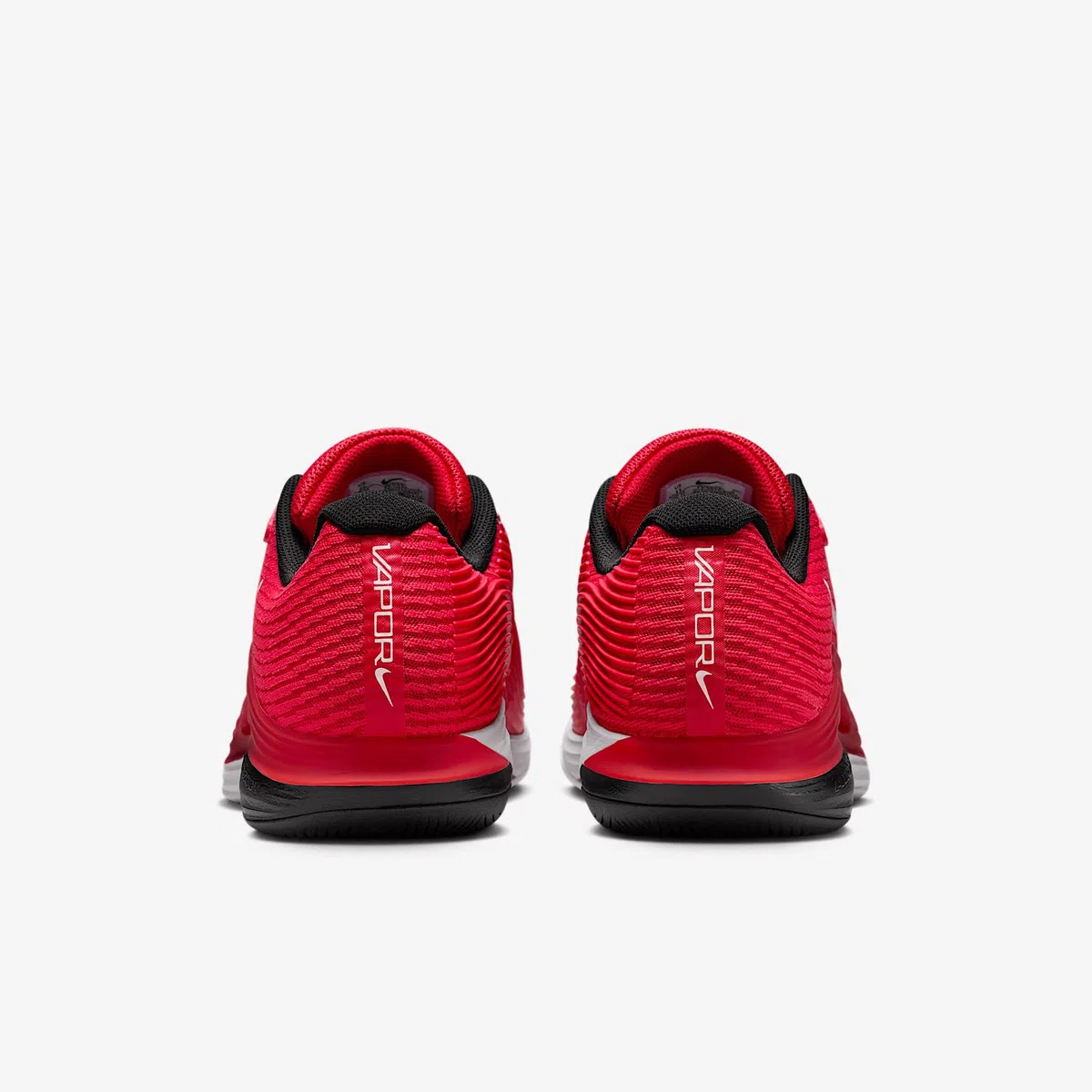 Nike Vapor 12 - Tenis de pista dura para hombre (FV5552-600, rojo universitario/negro/rojo gimnasio/blanco), University Red/Black/Gym Red/White, 47.5 EU