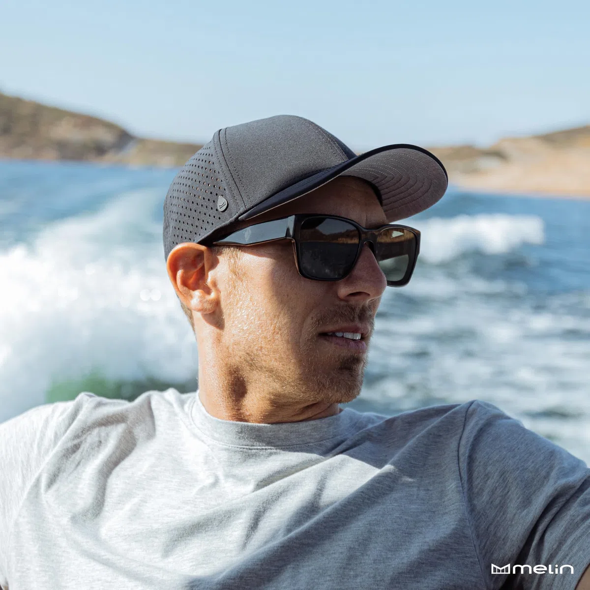 melin A-Game Hydro - Gorras de béisbol de rendimiento para hombre, resistentes al agua, ajustadas, para hombres y mujeres, para golf, correr o entrenar, talla S, Caqui, Small