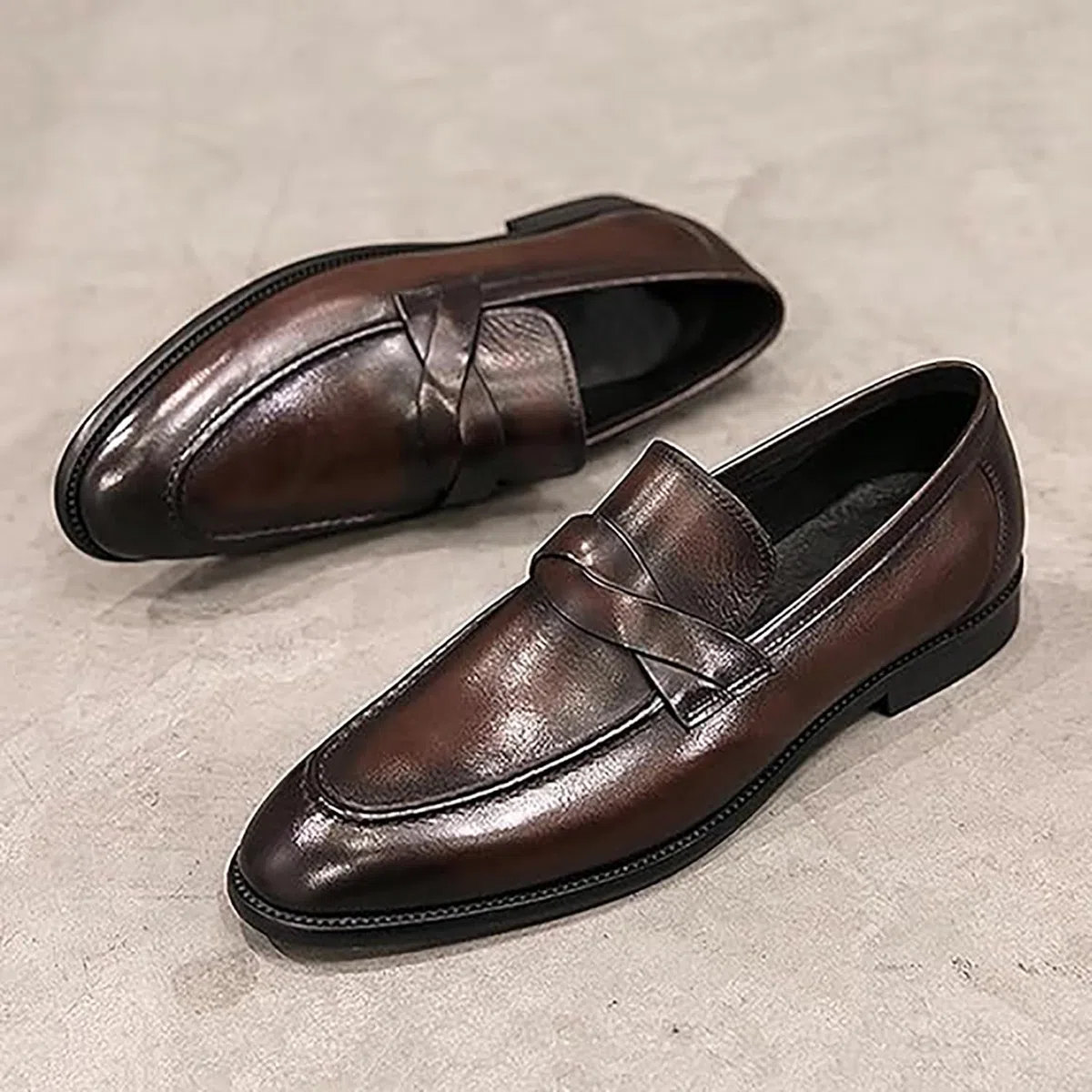 Mocasines de piel sintética con cordones for hombre, zapatos de vestir con punta puntiaguda y tacón plano for negocios, oficina y ropa informal.