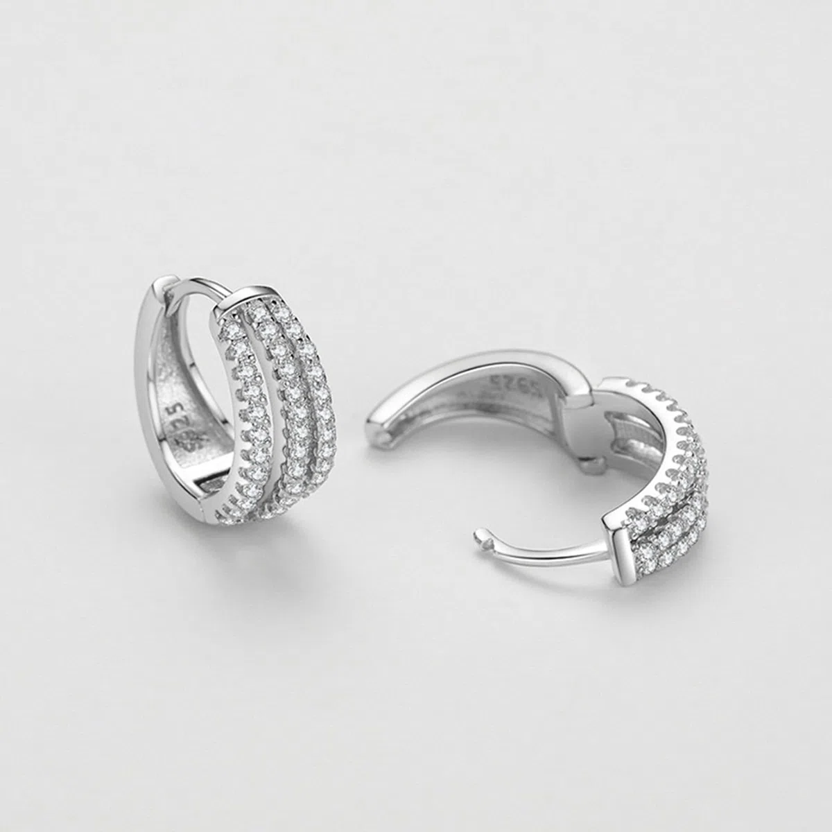 Pendientes de aro para mujer con circonita cúbica, redondos de plata con circonita cúbica, aretes diarios para mujer, plata de ley, adecuados para aniversario