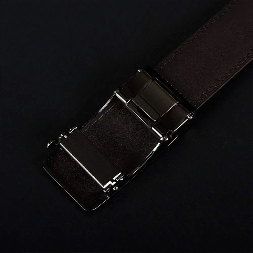 Cinturones de cuero para hombres Cinturón de cuero para hombres Hebilla automática flexible y duradera Cinturón deslizante de lujo Vestido con trinquete Cinturones elegantes Regalo para traj