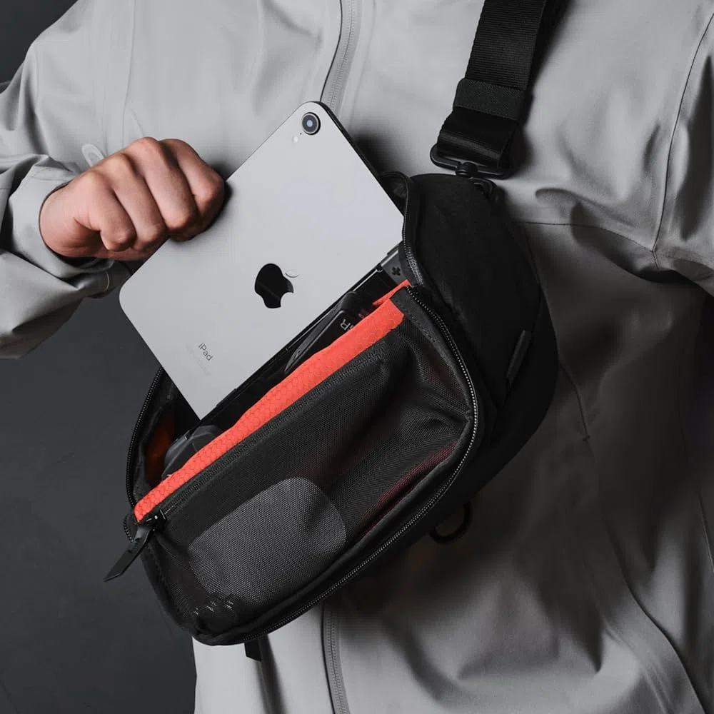 ALPAKA Vertex Pouch 3.5L – Tech Organizer | Bolsa organizadora EDC, cremallera AquaGuard, para cable, móvil, powerbank y USB, se mantiene de pie