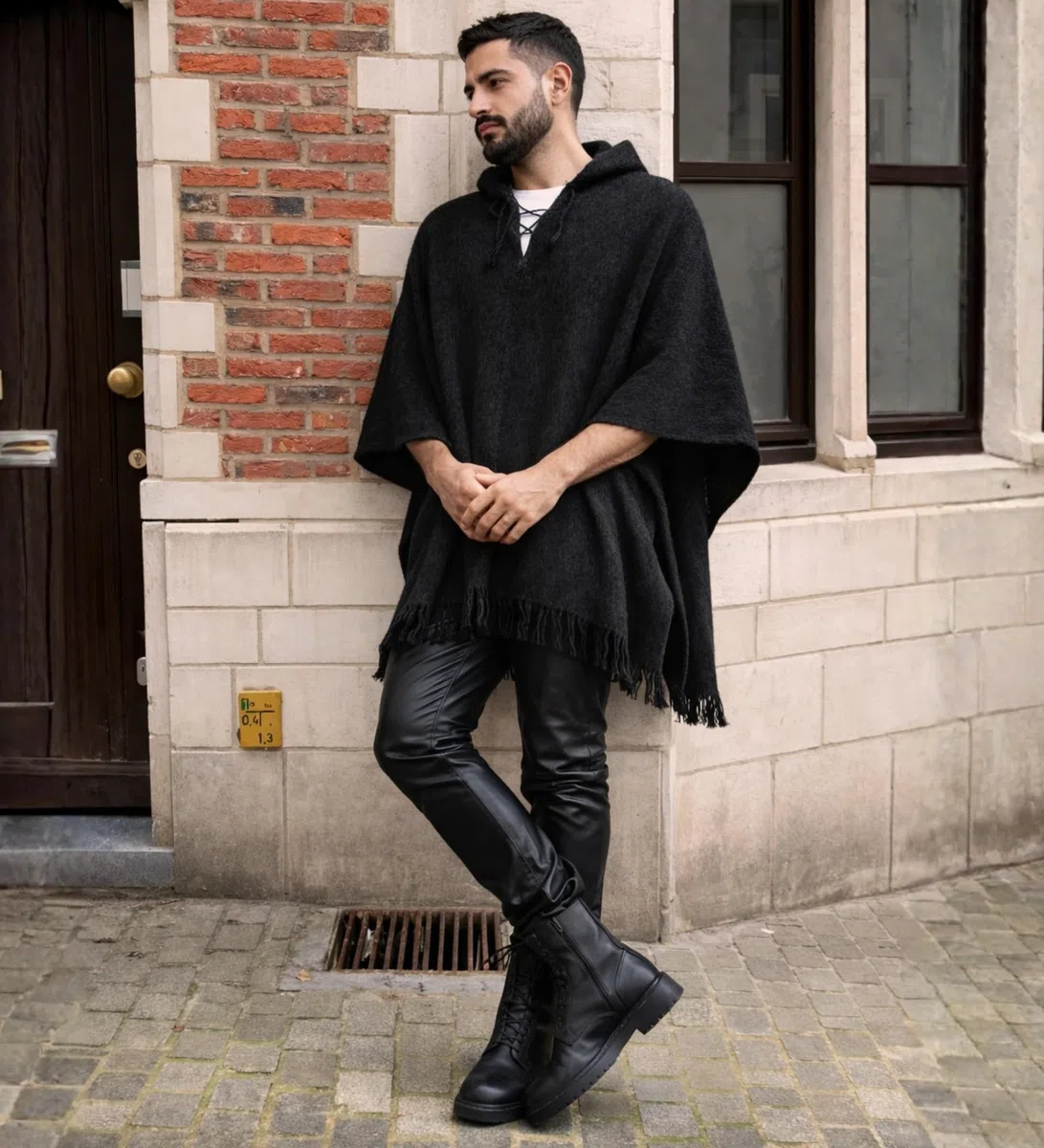 Gamboa Alpaca Poncho Hombre con Capucha Estilo Mexicano Lana Otoño Invierno Negro