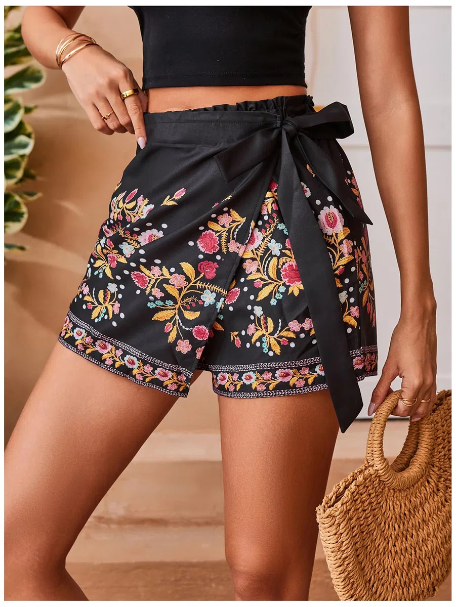 Floerns Falda pantalón corta con dobladillo asimétrico bordado para mujer, estilo bohemio, para vacaciones