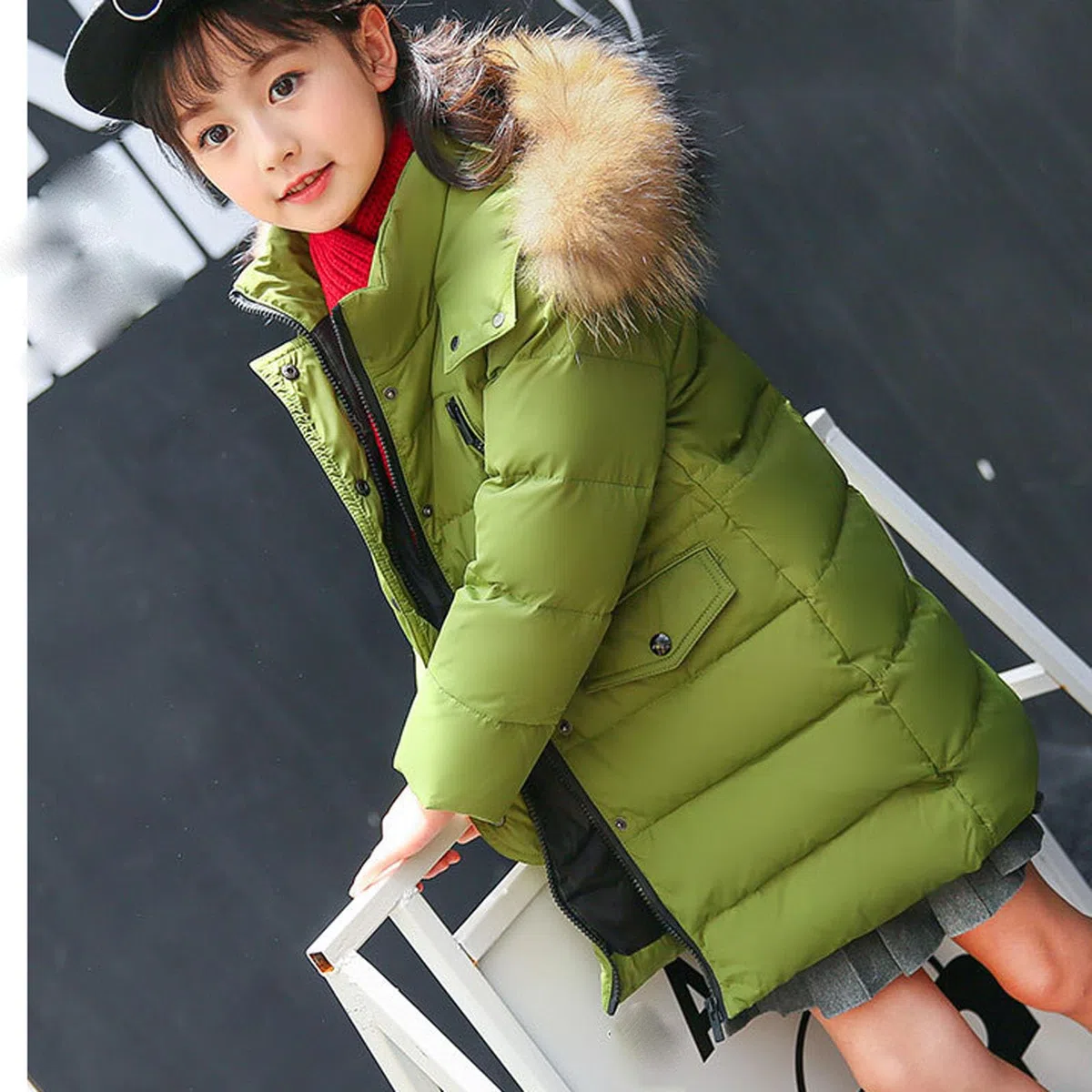 Chaquetas de plumón para niñas, abrigos acolchados gruesos con capucha de piel sintética, resistente al viento, con cremallera, abrigos acolchados versátiles de longitud media para niños de 2