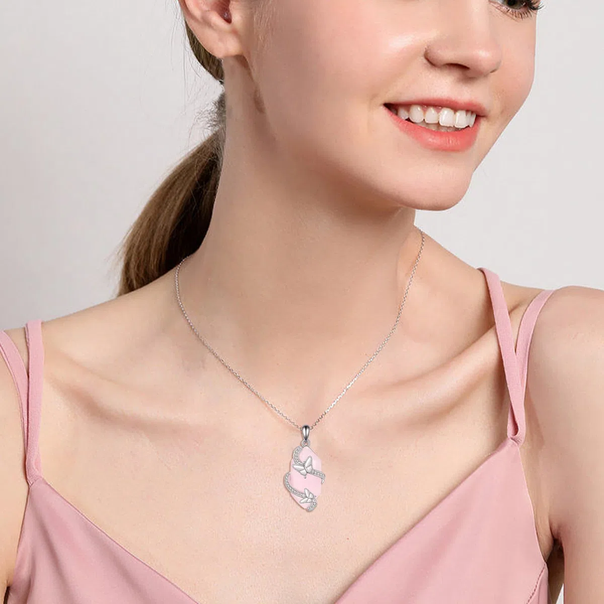 ONEFINITY Collar de cuarzo rosa de plata de ley 925 con colgante de mariposa, cristal rosa, joyería de cuarzo rosa para mujer