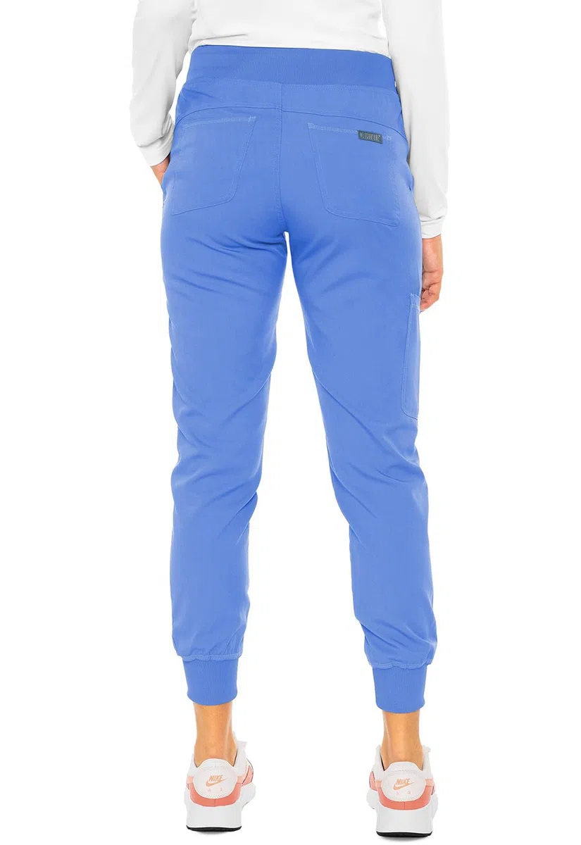 Med Couture Conjunto de uniforme médico para mujer con cuello en V MC7448 y pantalones elásticos en 2 direcciones 7710, Ciel- XS Top/S Tall Pant
