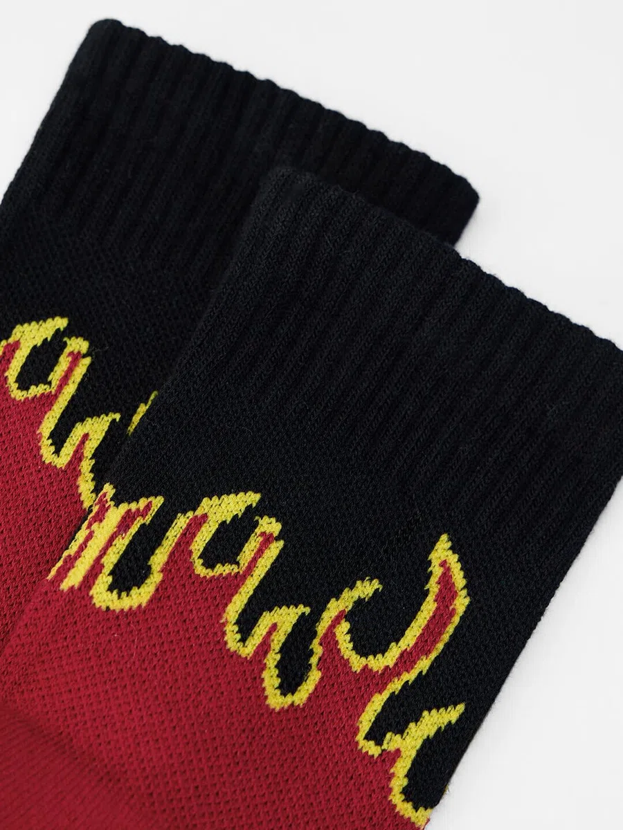 The Souled Store Calcetines Souled: On Fire para hombres y niños negro estampado casual algodón mezclado calcetines hasta el tobillo