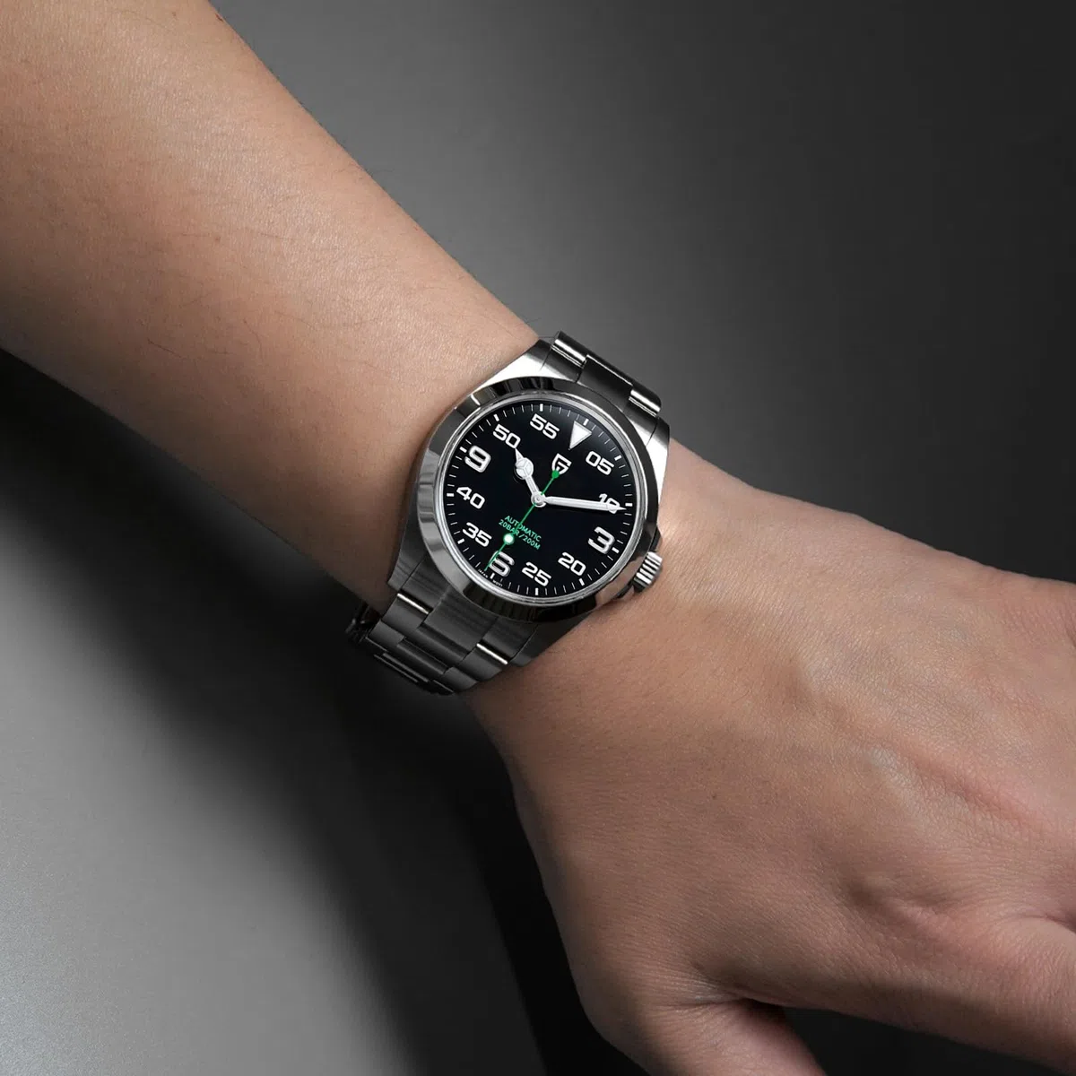 Pagani Design Relojes para Hombre Movimiento mecánico japonés automático NH35 Resistencia al Agua 200 Metros Pulsera de Acero Inoxidable japonés Resistente a los arañazos Cristal Mineral