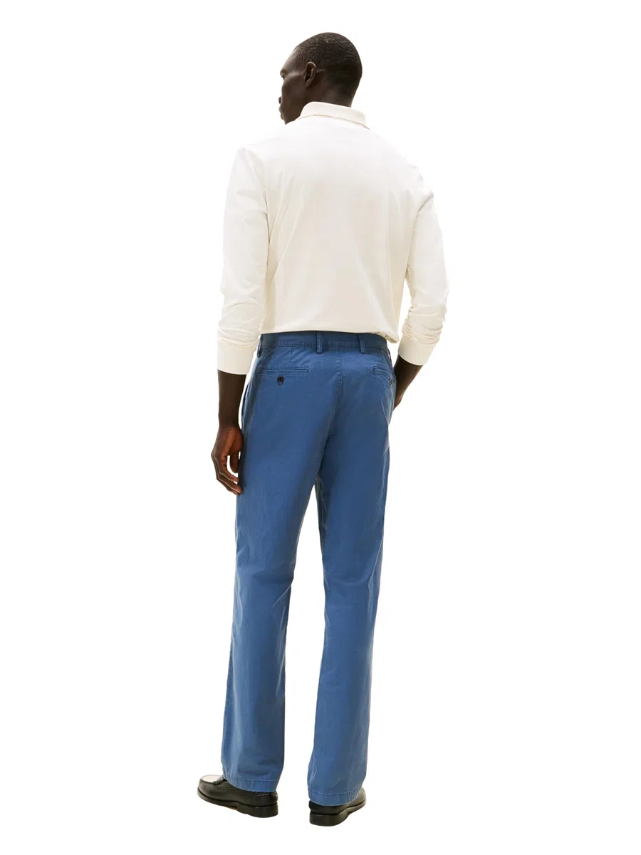 Tommy Hilfiger Pantalones chinos elásticos para hombre, ajuste personalizado, color azul Bayhead, talla 36 de ancho x 34 de largo de EE. UU, Bayhead Azul, Small