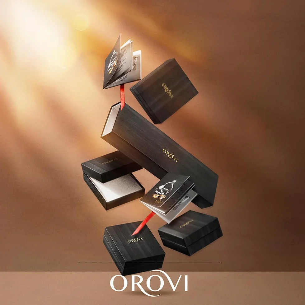 Orovi Pendientes de aro para Mujer Plata de ley 925 bañada en oro de 18 quilates Pendientes dorados con diseño a torciglione de 15mm Cierre de bisagra Fabricado en Italia Entregado en Joyero