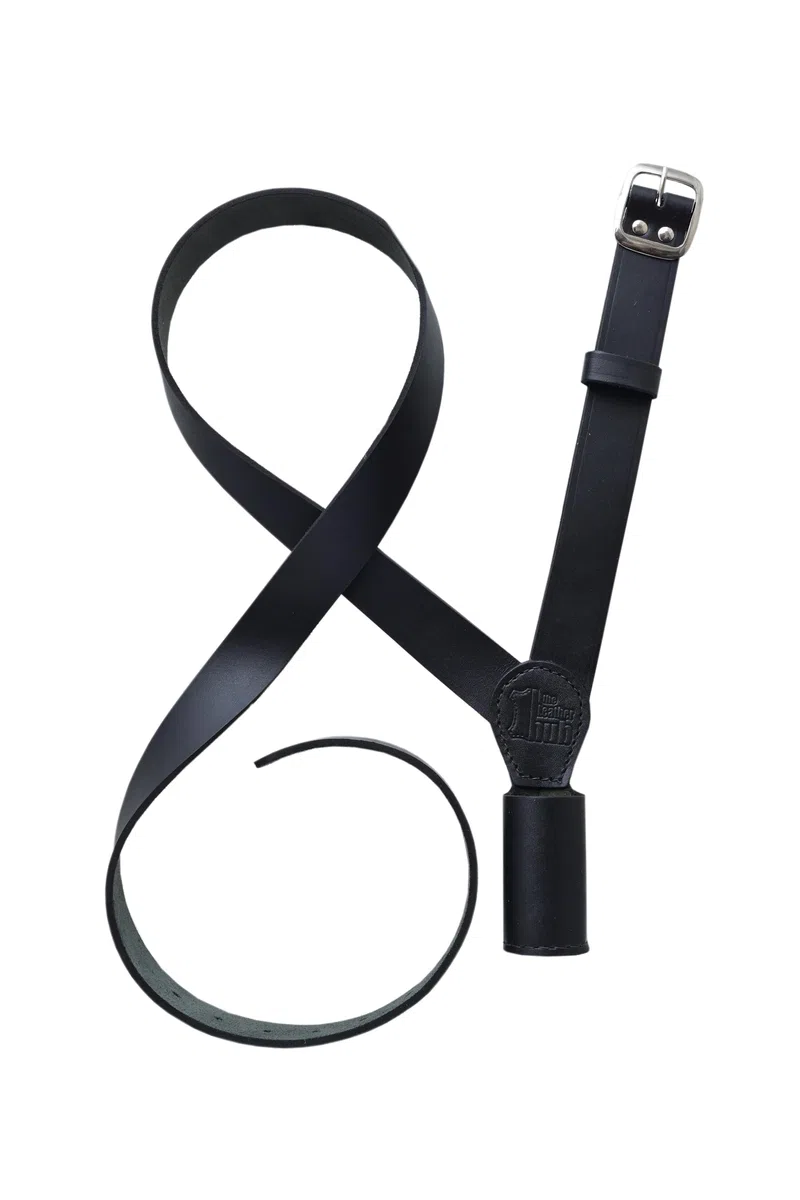 Cinturón cruzado para mástil de bandera, correa de transporte de bandera de hombro izquierdo, cinturón ajustable de cuero negro genuino con hebilla de latón acabado plateado para militares, ejército y