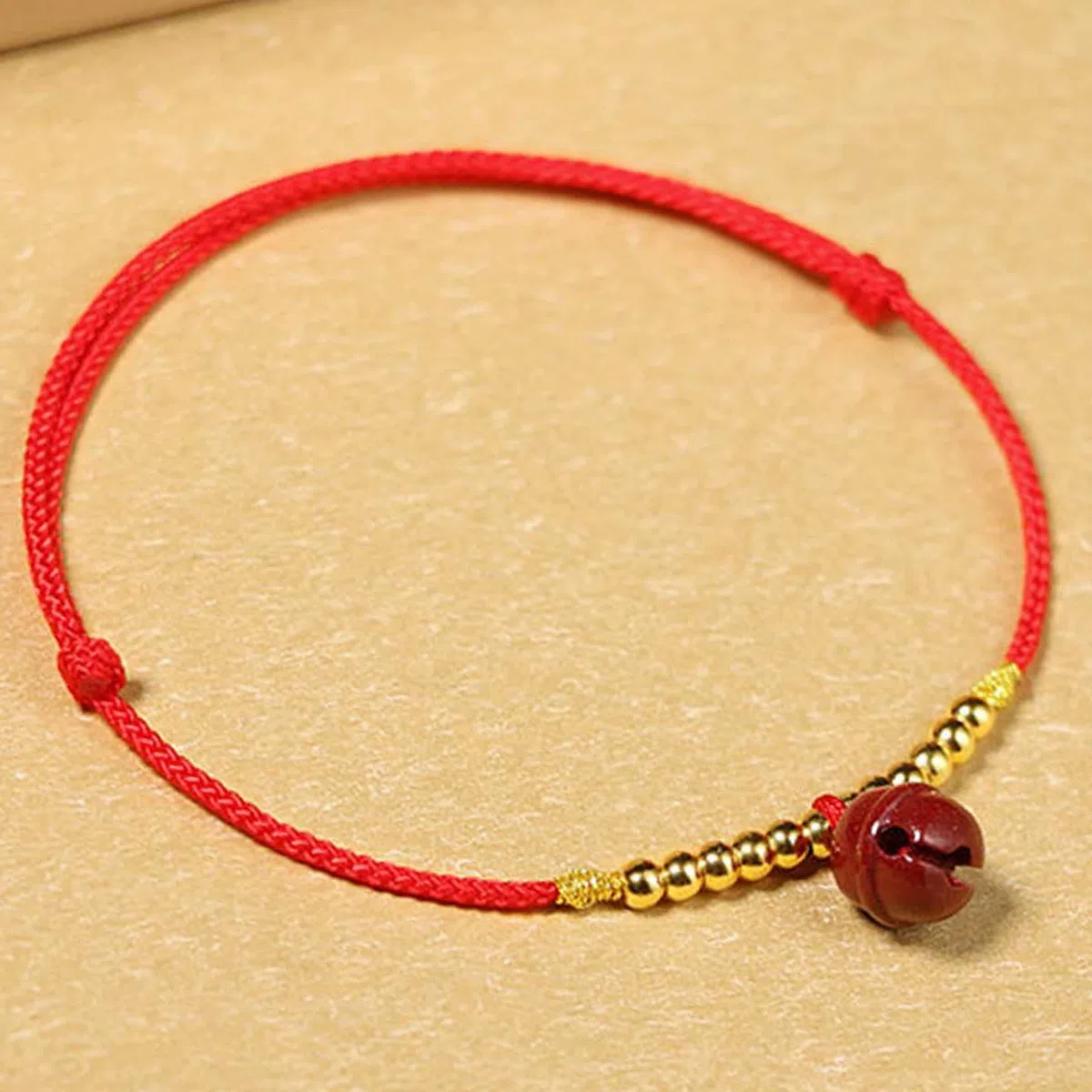 Pulsera Feng, Feng Shui Hilo Rojo Tobillo Cinabrio Campana Colgante Amuleto De La Suerte Cordón Hecho A Mano Pulsera De Pie Joyería De Amuleto De La Fortuna Ajustable Tobillera para Mujer