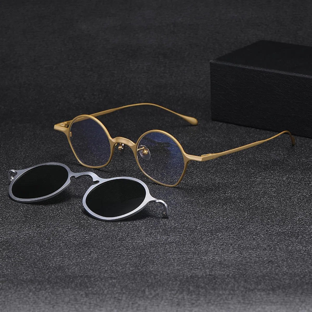 Montura de gafas de titanio puro con clip magnético 2 en 1 vintage para hombre, gafas polarizadas retro