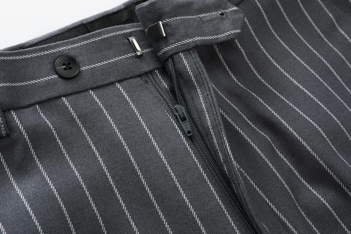 MOGU Pantalones de vestir ajustados a rayas para hombre, ligeros, parte delantera plana, pantalones de traje a rayas, pantalones casuales de negocios