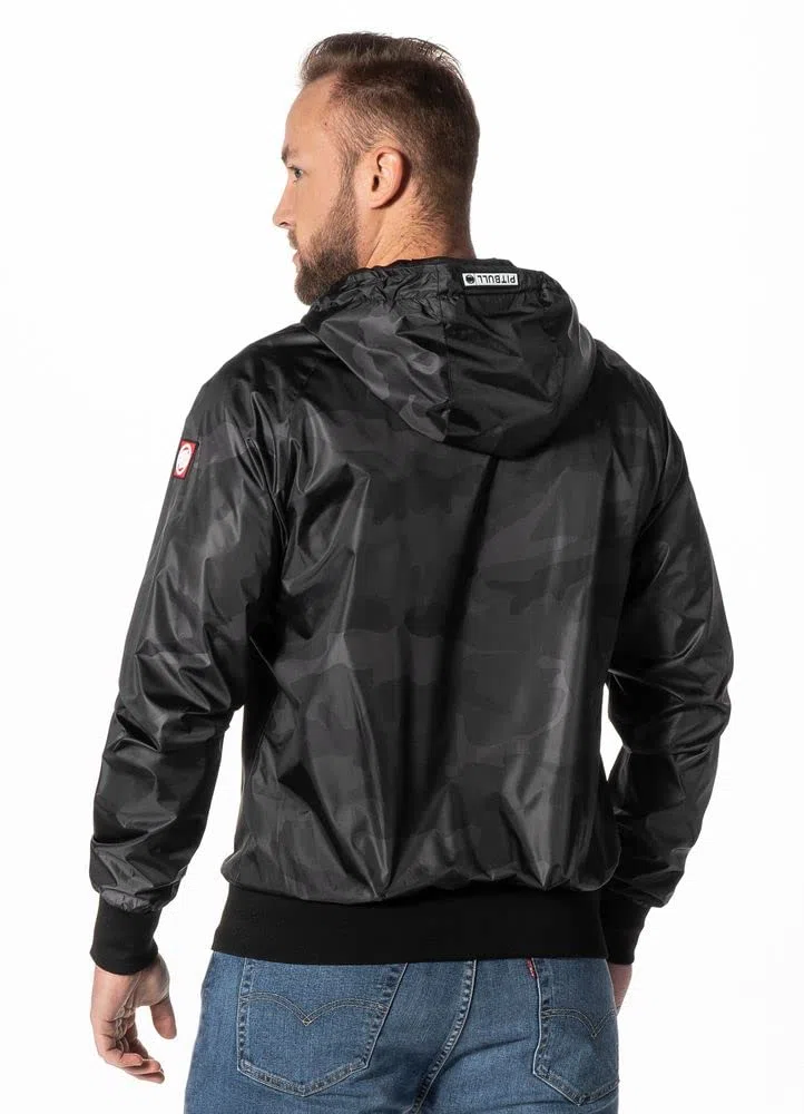 PITBULL - Chaqueta Cortavientos Hombre Deportiva con Capucha, West Coast, Chaqueta Ligera y Cremallera, Chaqueta Deportiva Transpirable para Exterior, Bolsillos con Cremallera