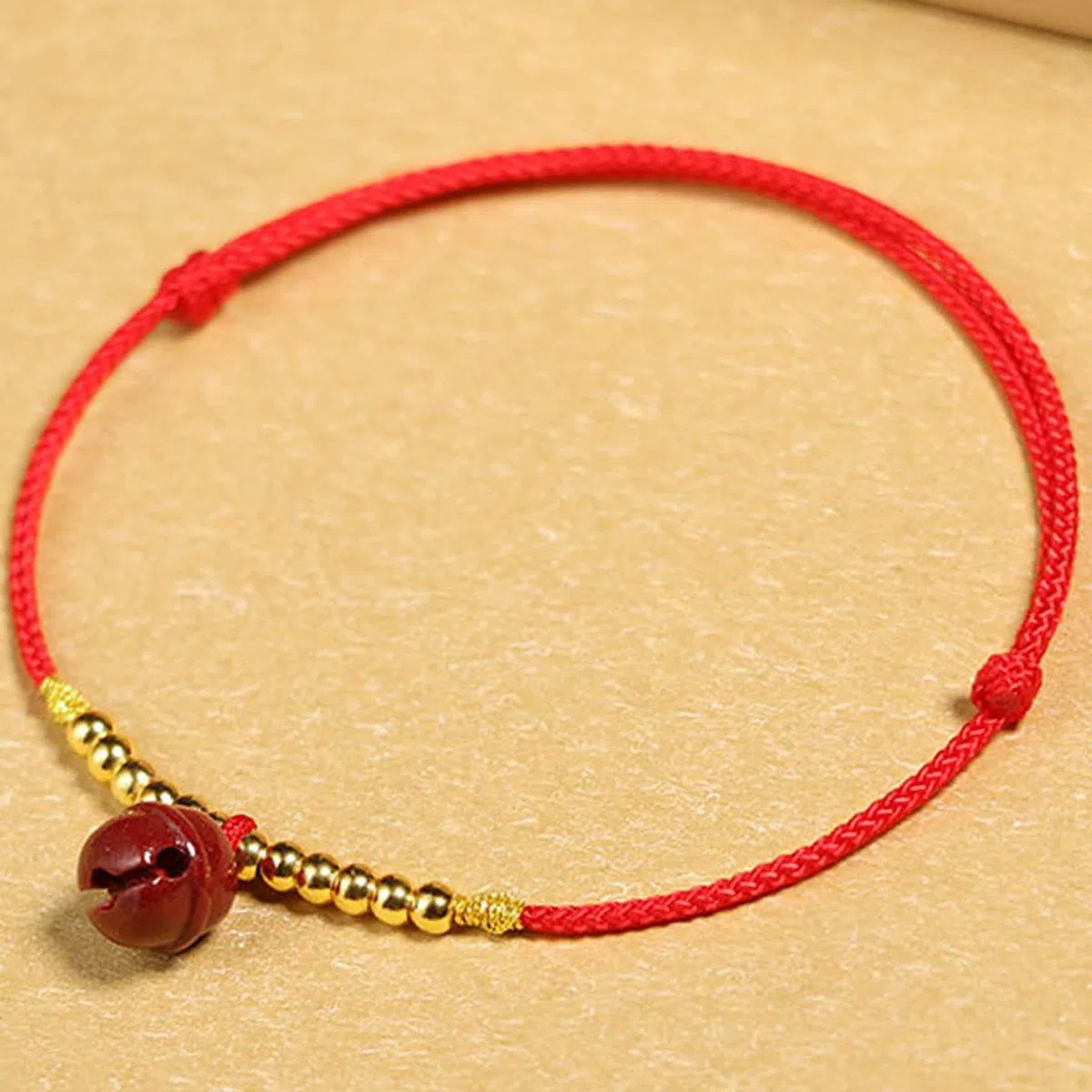 Pulsera Feng, Feng Shui Hilo Rojo Tobillo Cinabrio Campana Colgante Amuleto De La Suerte Cordón Hecho A Mano Pulsera De Pie Joyería De Amuleto De La Fortuna Ajustable Tobillera para Mujer
