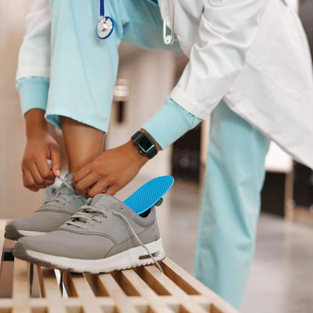Naboso Plantilla sensorial de activación, plantillas finas texturizadas antifatiga para hombres y mujeres que estimulan mejor los pies para mejorar la postura, el equilibrio y la fuerza del pie.