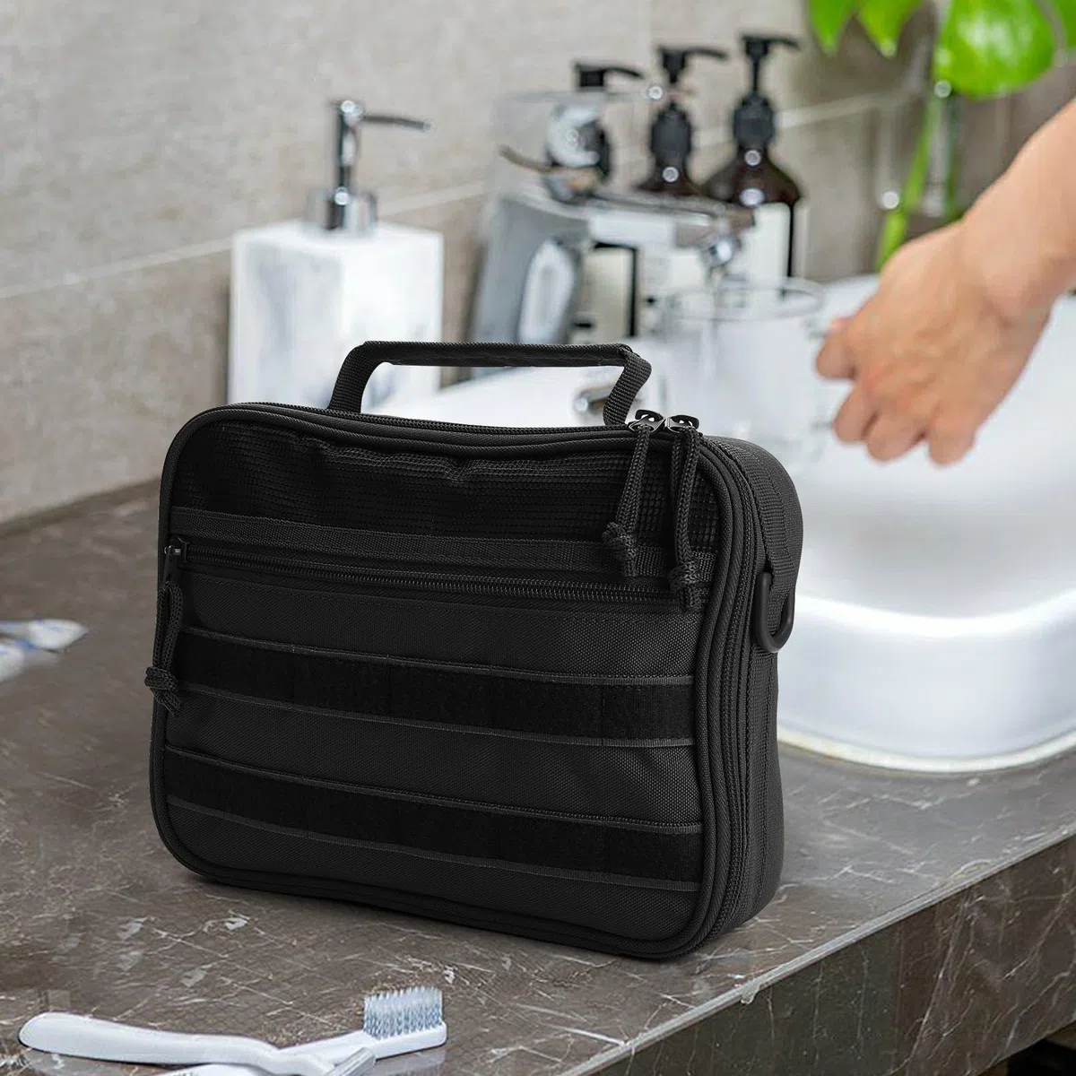SUNRISING Neceser colgante para hombre, organizador de neceser de viaje, kit de aseo personal, bolsa de baño esencial de viaje para hombre, Negro, One Size, Táctica