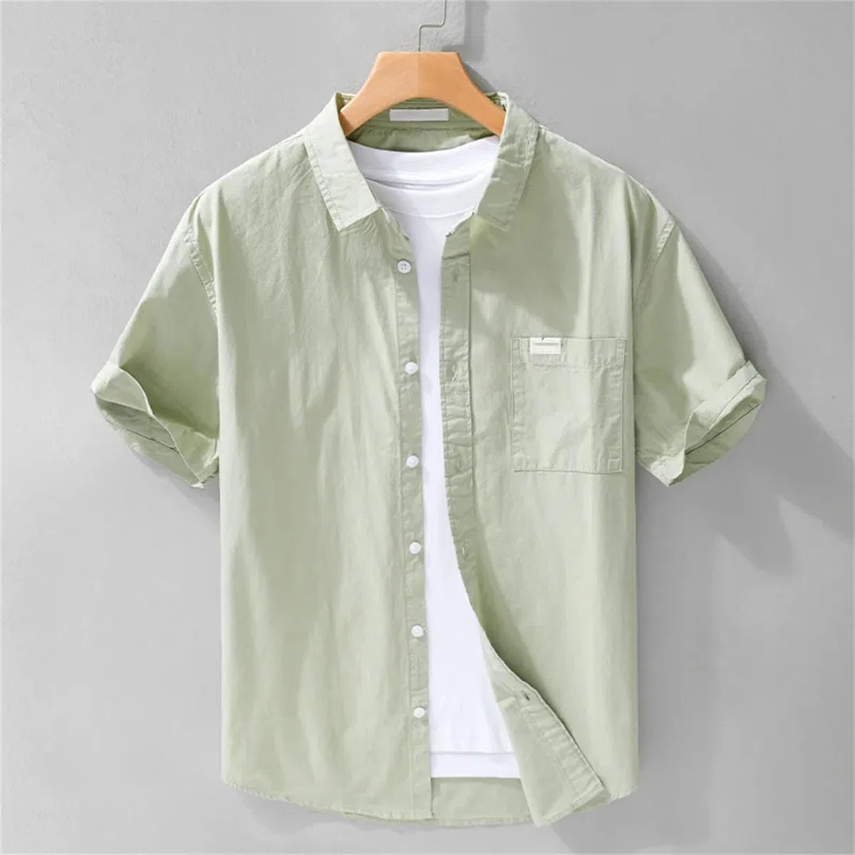Camisa de color sólido para hombre, manga corta, bolsillo en el pecho, simple, básica, de algodón puro, clásica, para uso diario