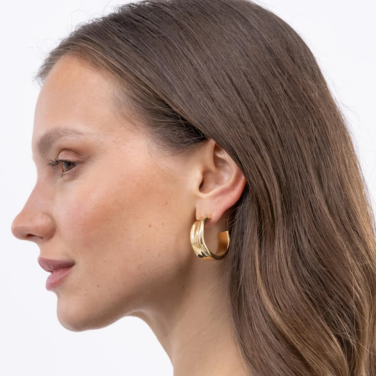 BOSS Jewelry Brazalete Rígido o Pendientes de Aro para Mujer Colección RIPPLE en Oro Amarillo con Líneas Onduladas