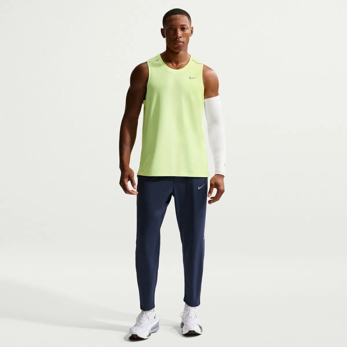 Nike Nike Miler Dri-fit Strick-fußballhose Für Herren - Pantalones de fútbol Hombre