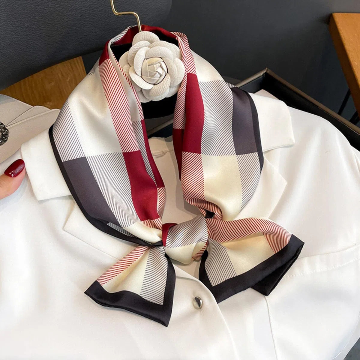 ACiyD Bufanda Nueva Cinta de Lujo Bufanda de Seda 17 * 150 cm Diadema Pañuelo Foulard Bufandas para el Cabello para Mujer Corbatas para el Cuello Bufandas Delgadas para Dama (PJ 350)