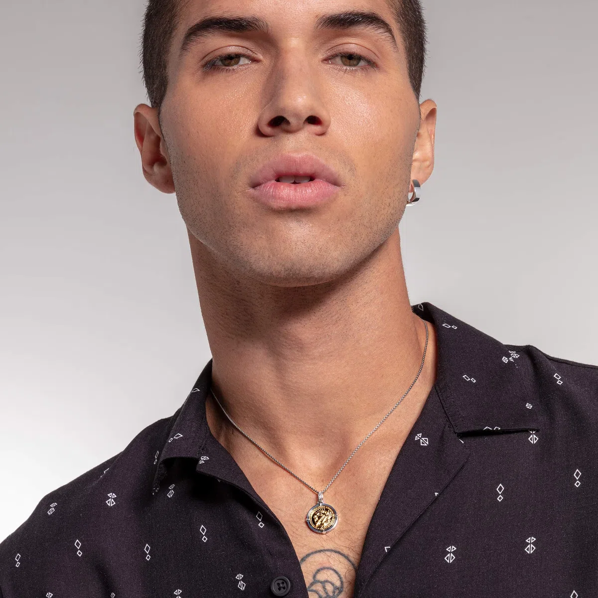 Thomas Sabo - Colgante con Motivos Inspirados en la Espiritualidad y Buena Fortuna